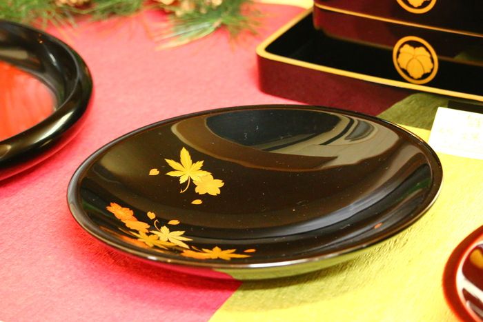 Sản phẩm sơn mài Wajima.